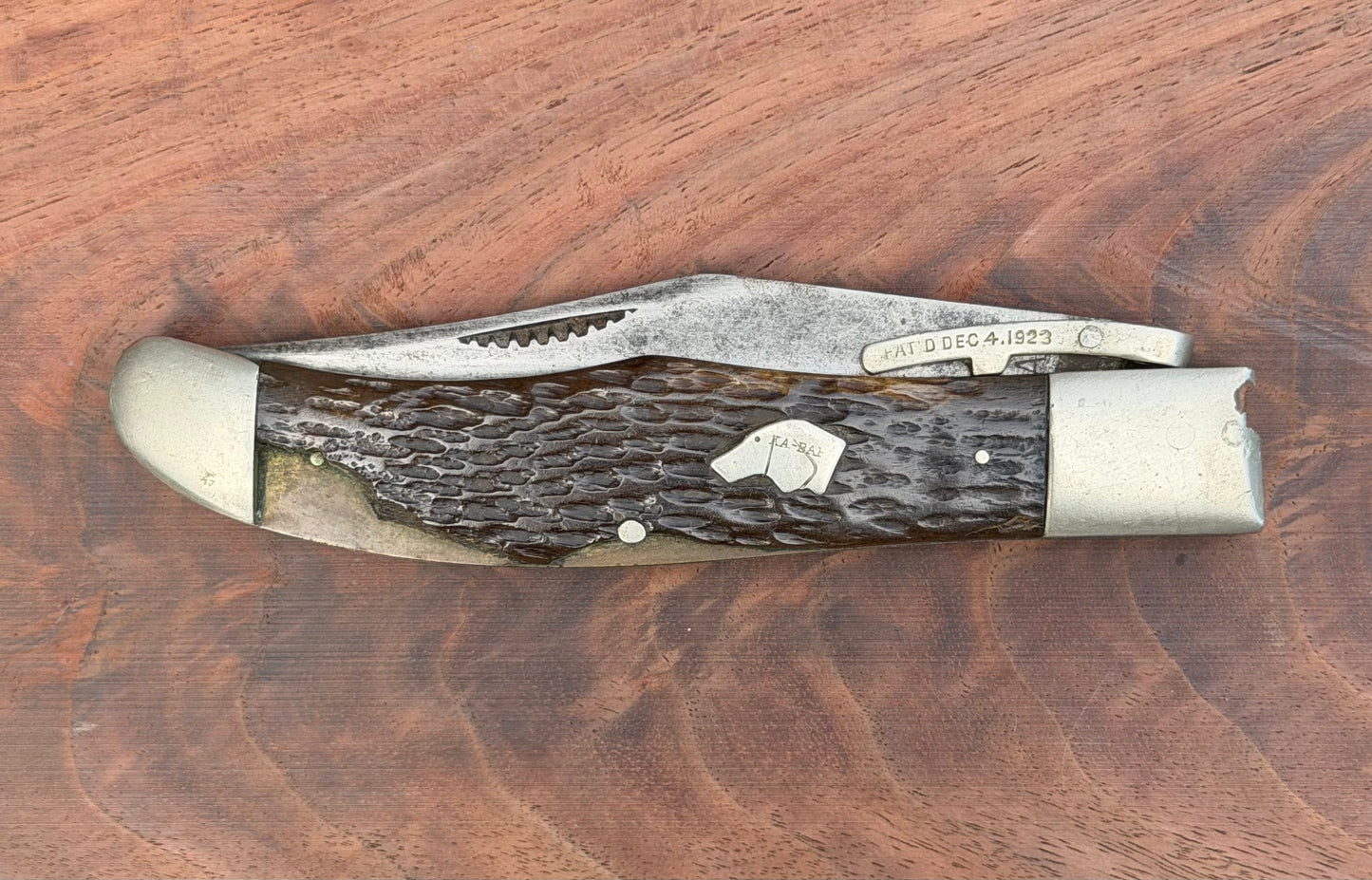WBGF Swing-Guard Folding Knife